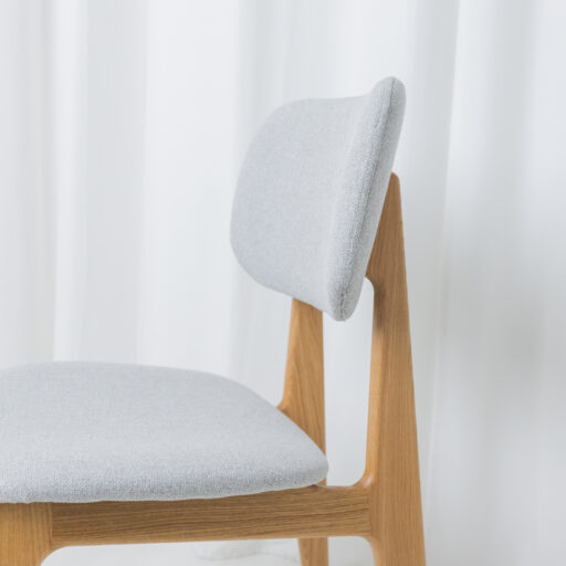 Krzesło Olo Krzesło drewniane tapiecerowane