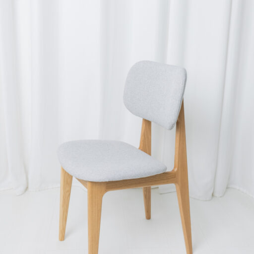 Krzesło drewniane tapicerowane