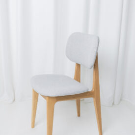 Krzesło drewniane tapicerowane