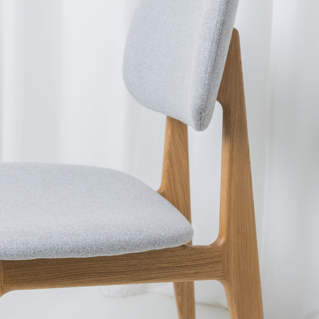 Krzesło Olo Krzesło tapicerowane do salonu