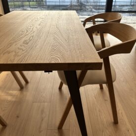 Rozkładany stół dębowy