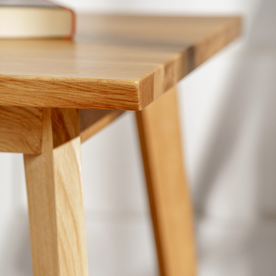 Stół SP11 z drewna dębowego Detale stołu prostokątnego