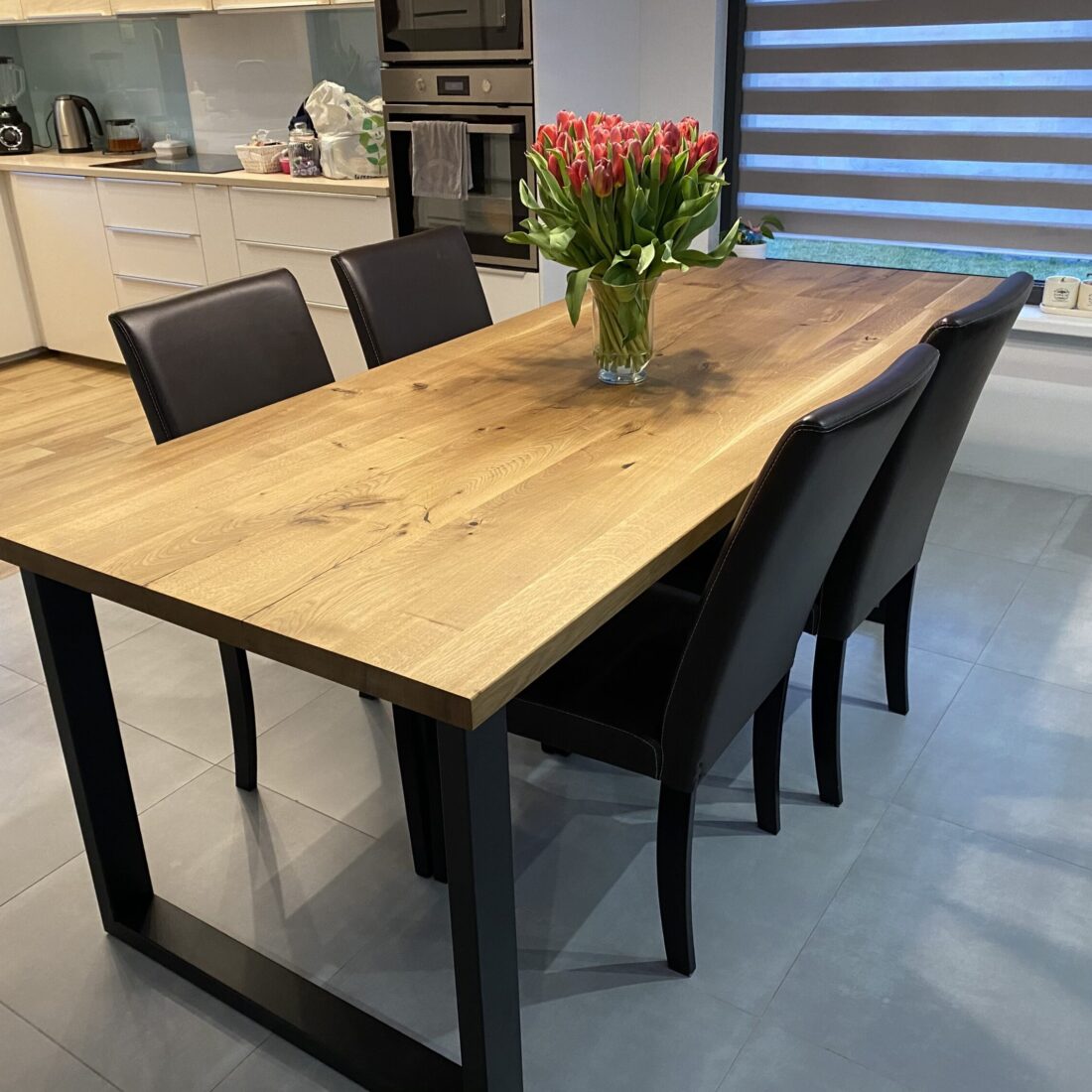 Stół SP4 z drewna dębowego Dębowy stół do kuchni