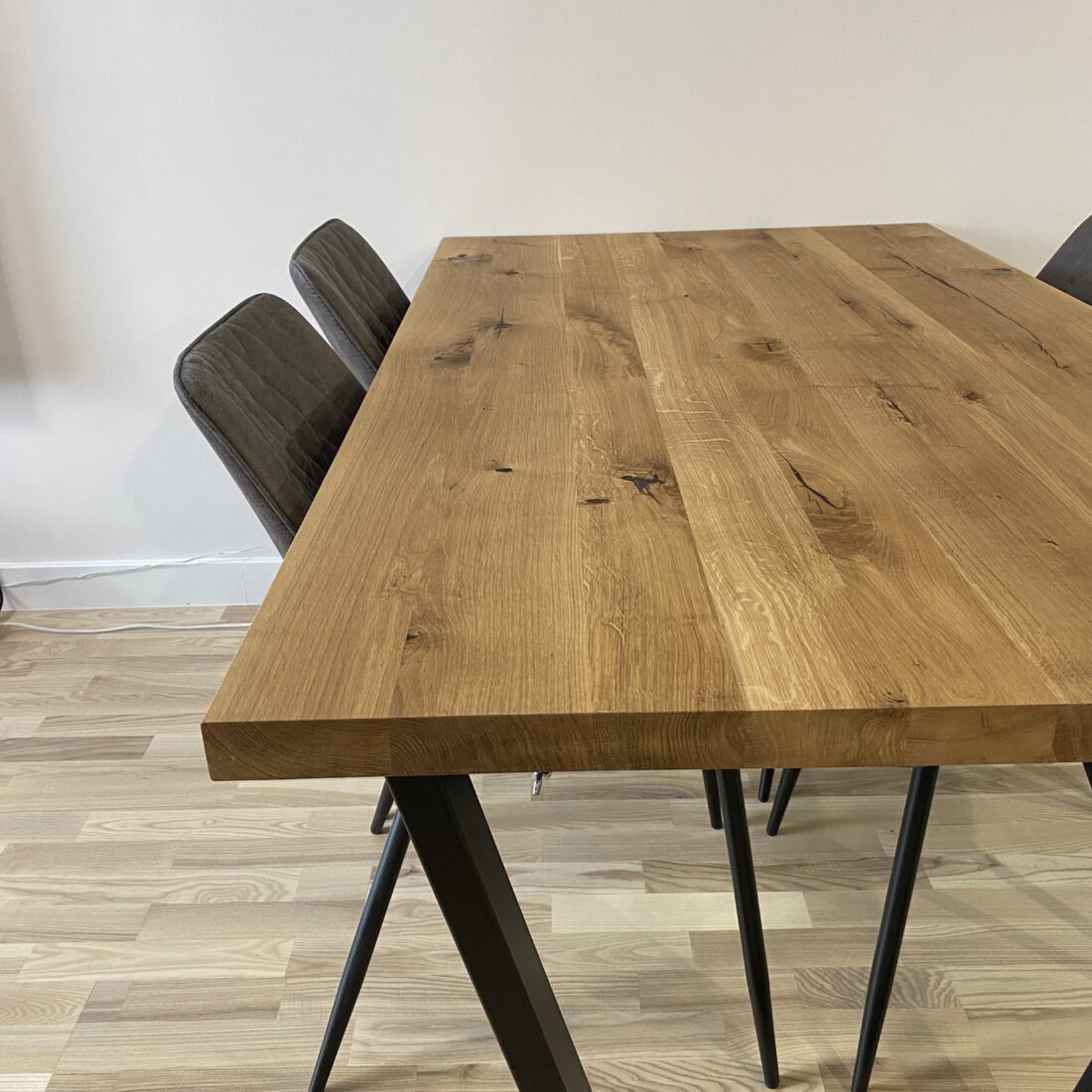 Stół SP5 z drewna dębowego Stół rozkładany z drewna dębowego