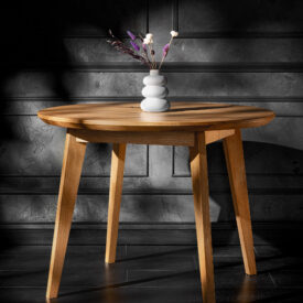 Okrągły drewniany stół do kuchni