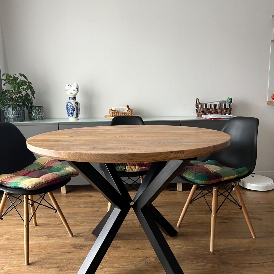 stol_okragly_z_drewna_debowego_S04_galeria_13 Stół okrągły z drewna dębowego