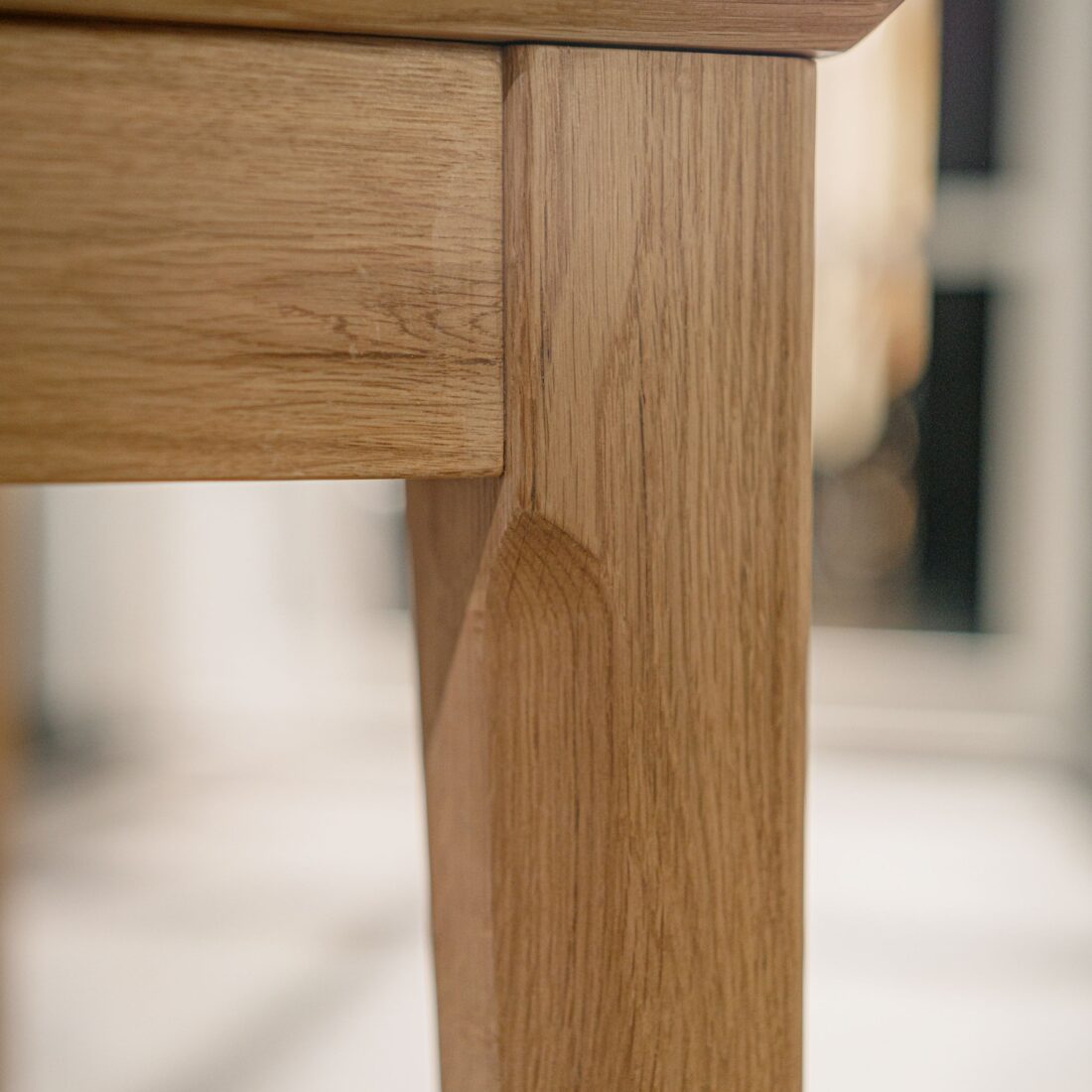 stolik_kawowy_z_drewna_debowego_sk13_img07 stolik_kawowy_z_drewna_debowego_sk13_img07