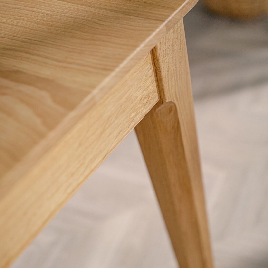 stolik_kawowy_z_drewna_debowego_sk13_img09 stolik_kawowy_z_drewna_debowego_sk13_img09