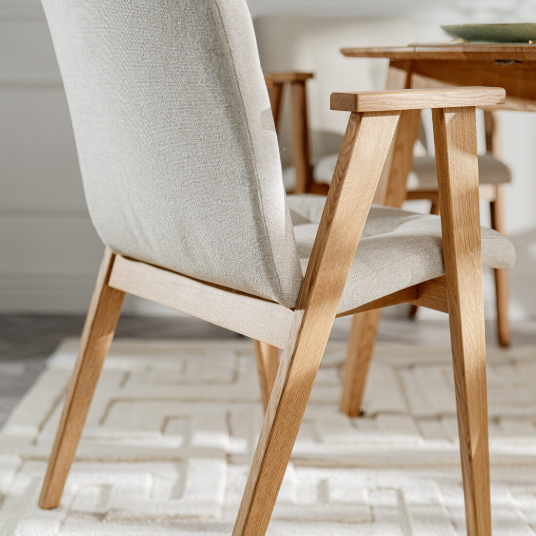 Krzesło Tio Krzesło z podłokietnikiem