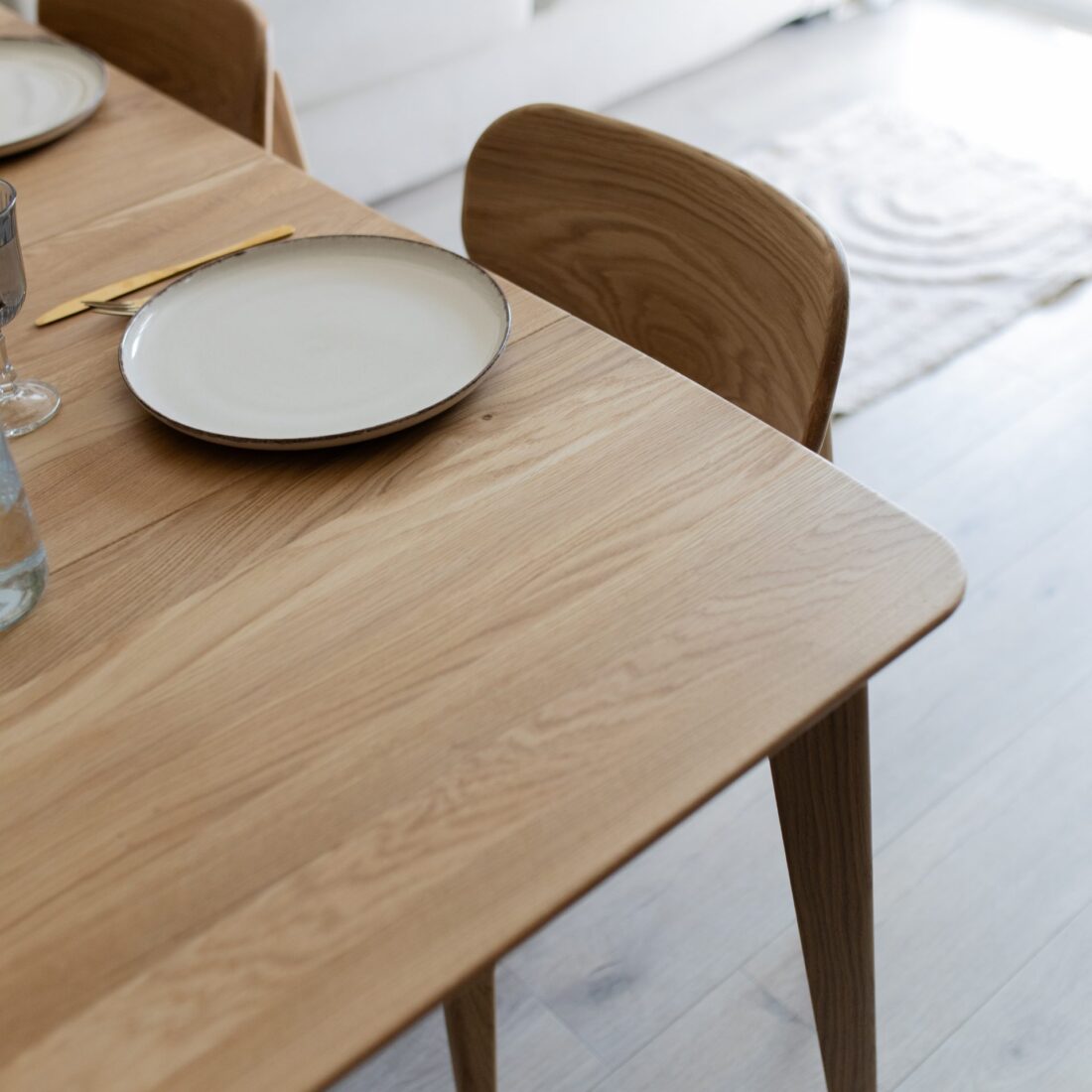 stol-drewniany-debowy-noya-gal05 stol-drewniany-debowy-noya-gal05